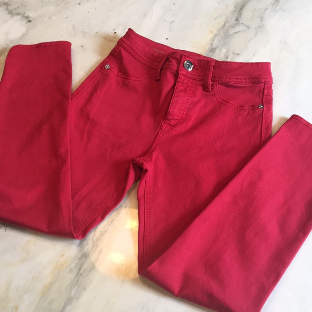 DL1961  Size25 Bardot High Ruse Cropped Red Jeans